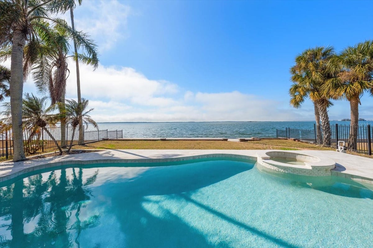 Community Featured Property