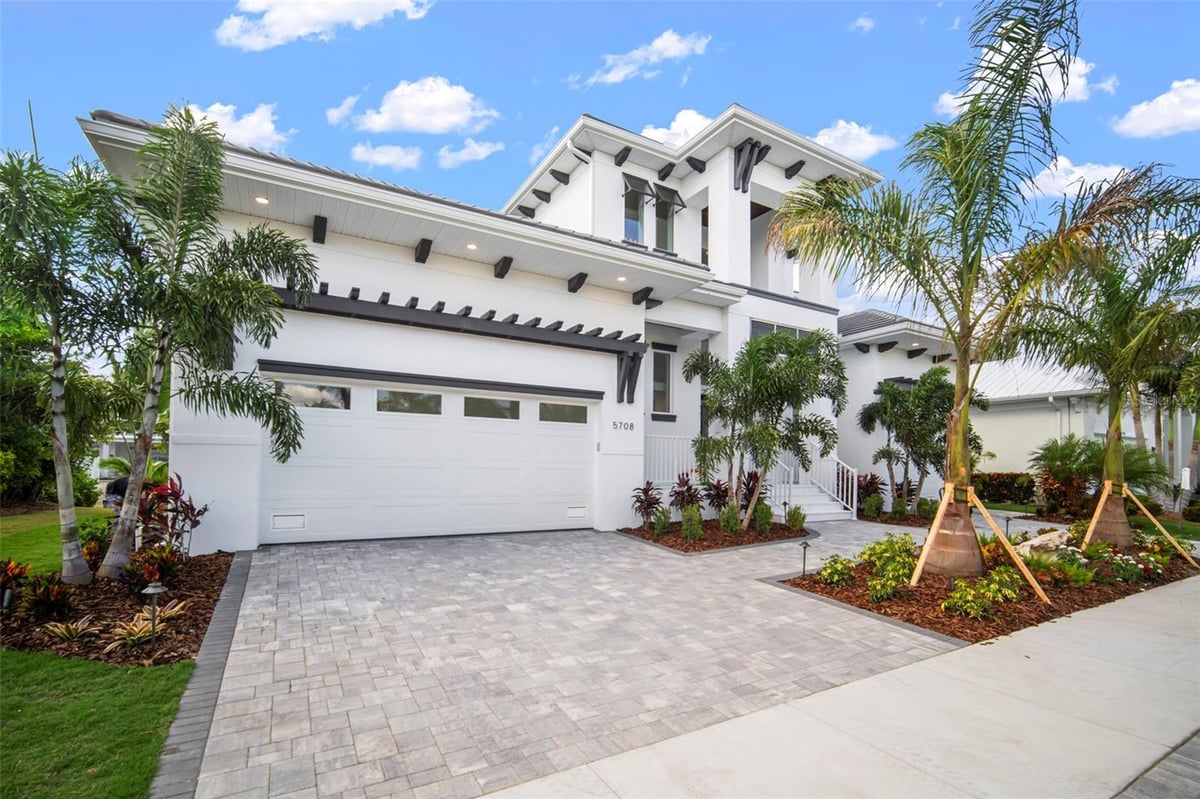 Community Featured Property