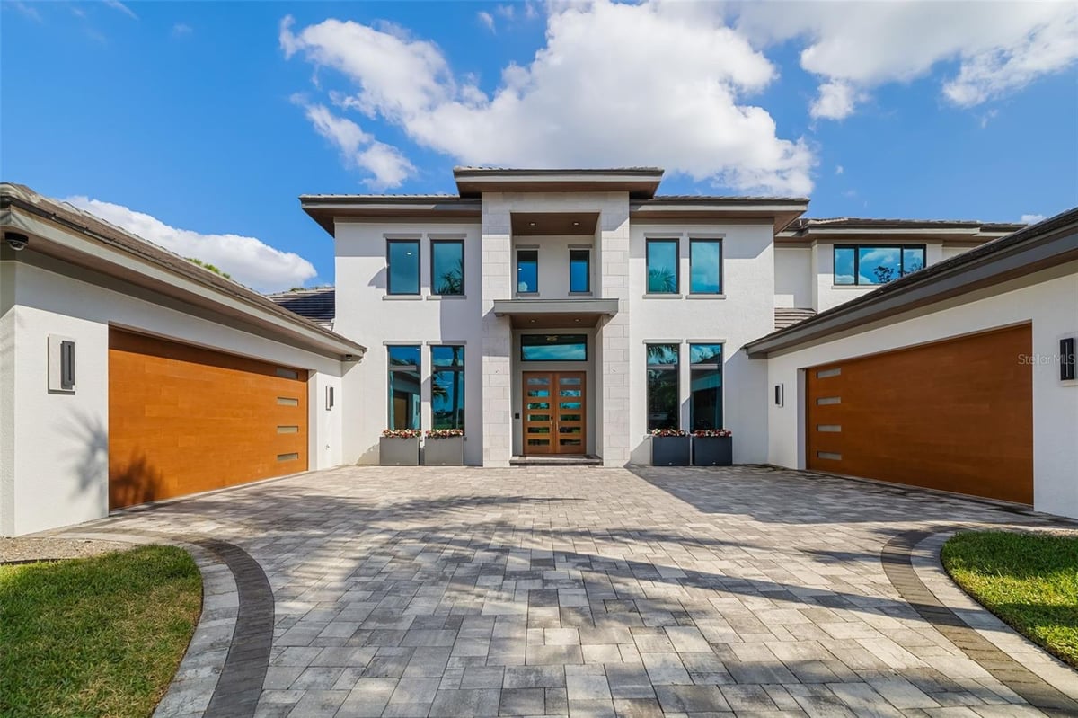 3236 FOUNDERS CLUB DRIVE, SARASOTA, FL 34240