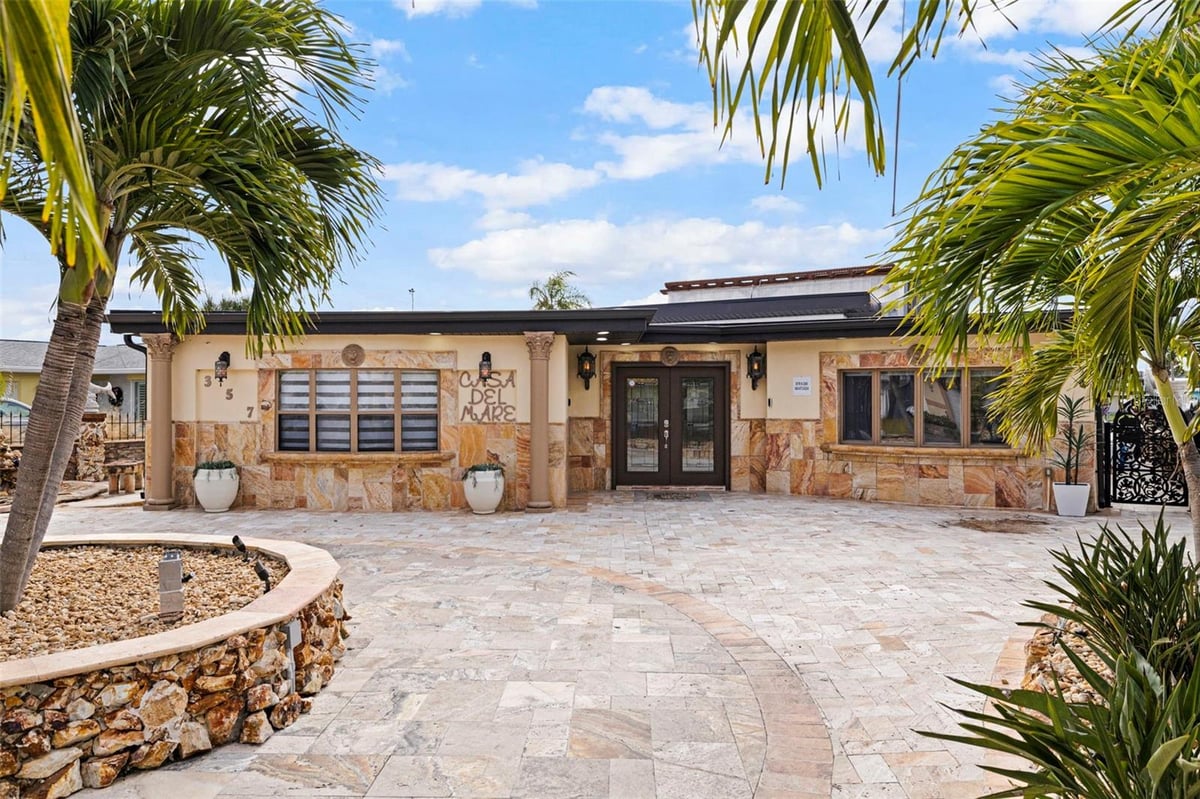 Community Featured Property