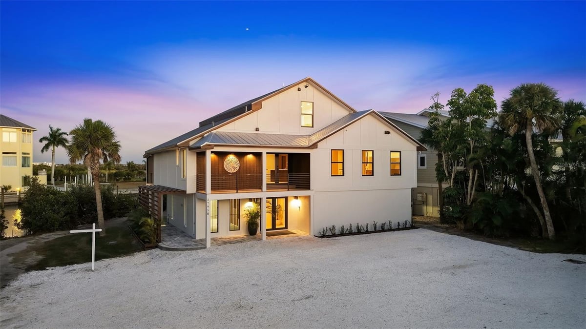 2795 N BEACH ROAD #B