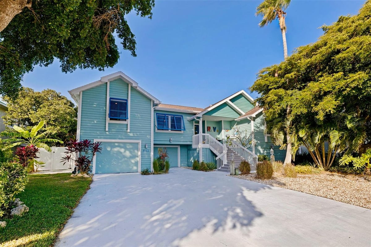 842 2ND AVENUE S, TIERRA VERDE, FL 33715