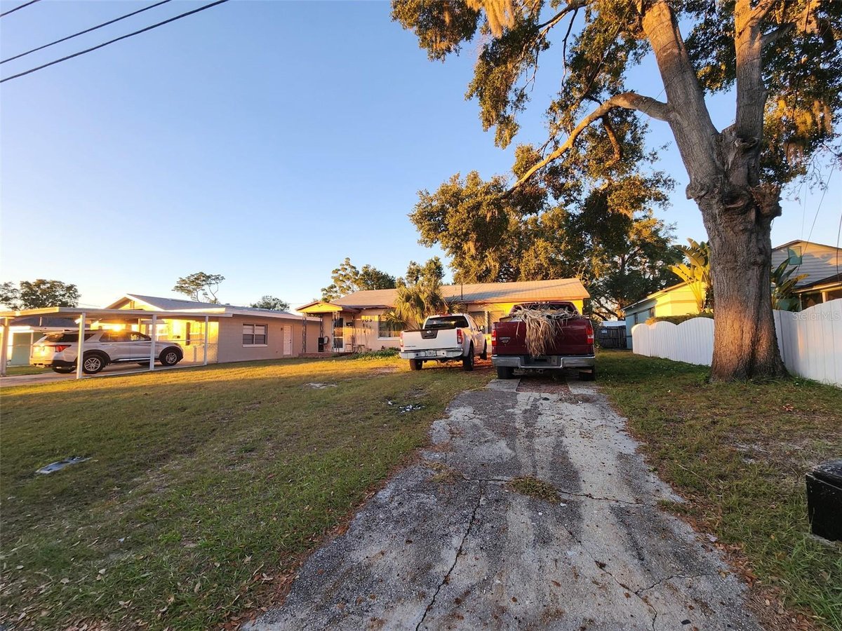 709 ALTON AVENUE, ORLANDO, FL 32804