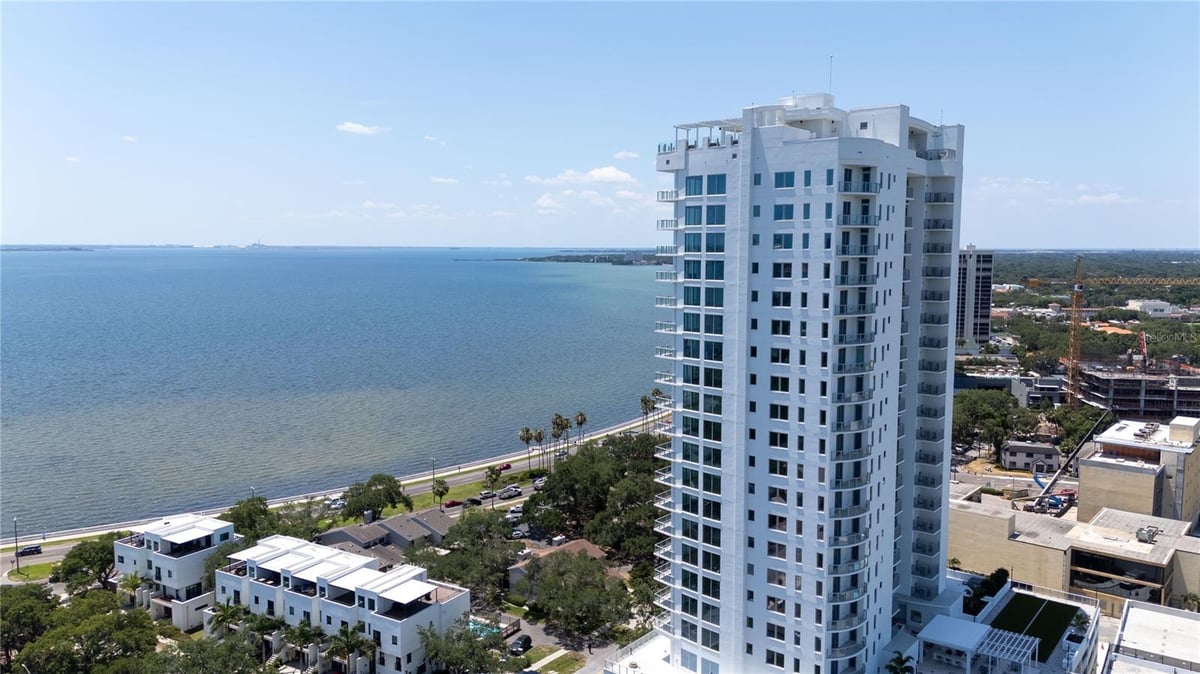 2910 W BARCELONA STREET #1902