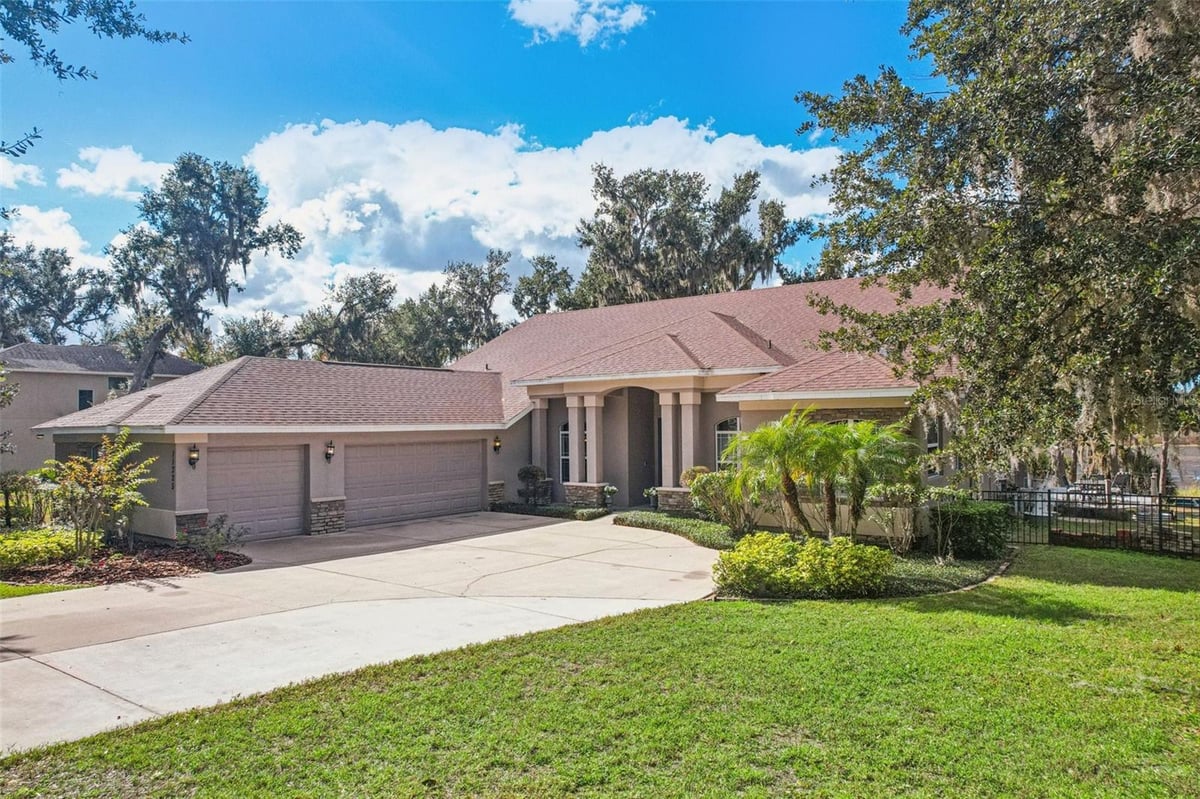 Community Featured Property