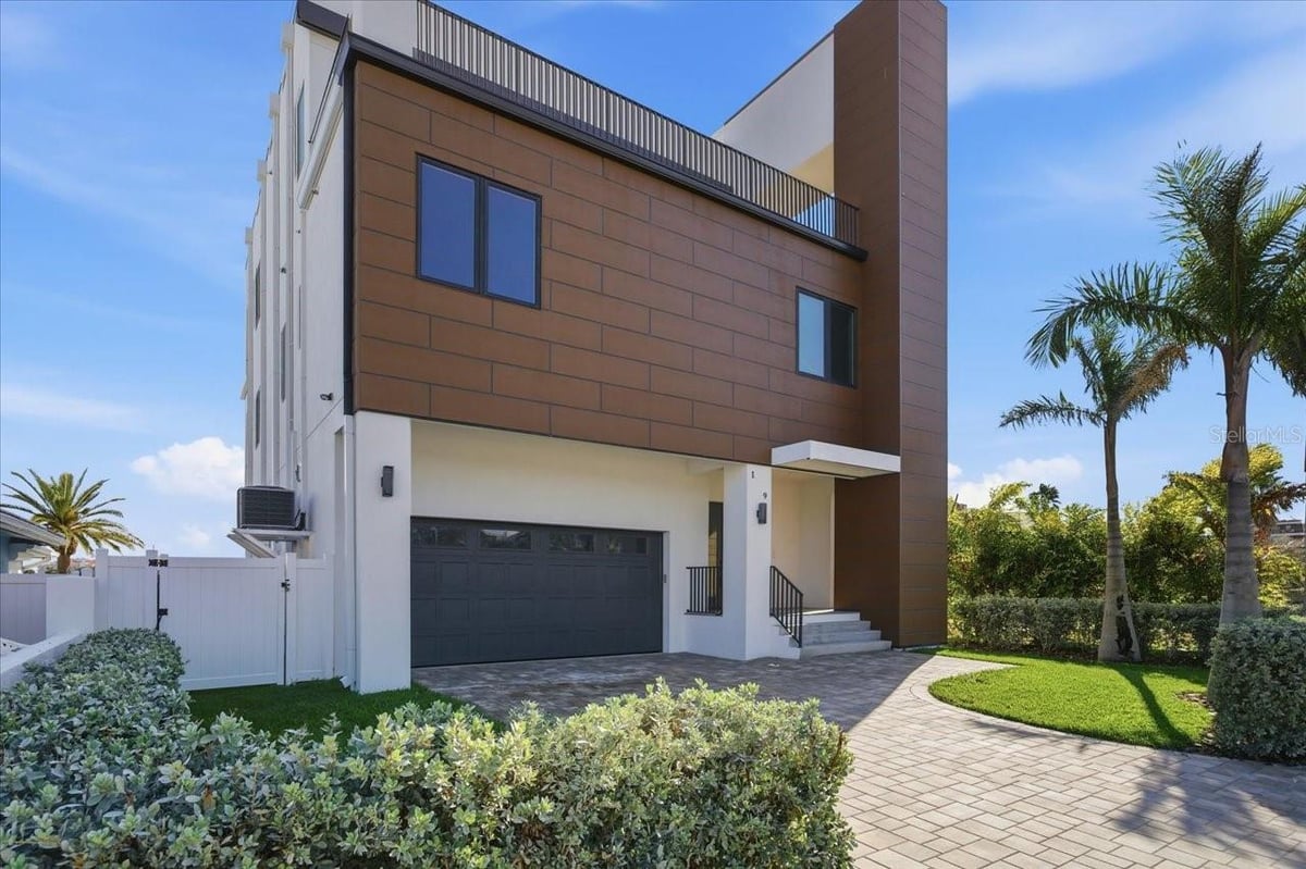 Community Featured Property