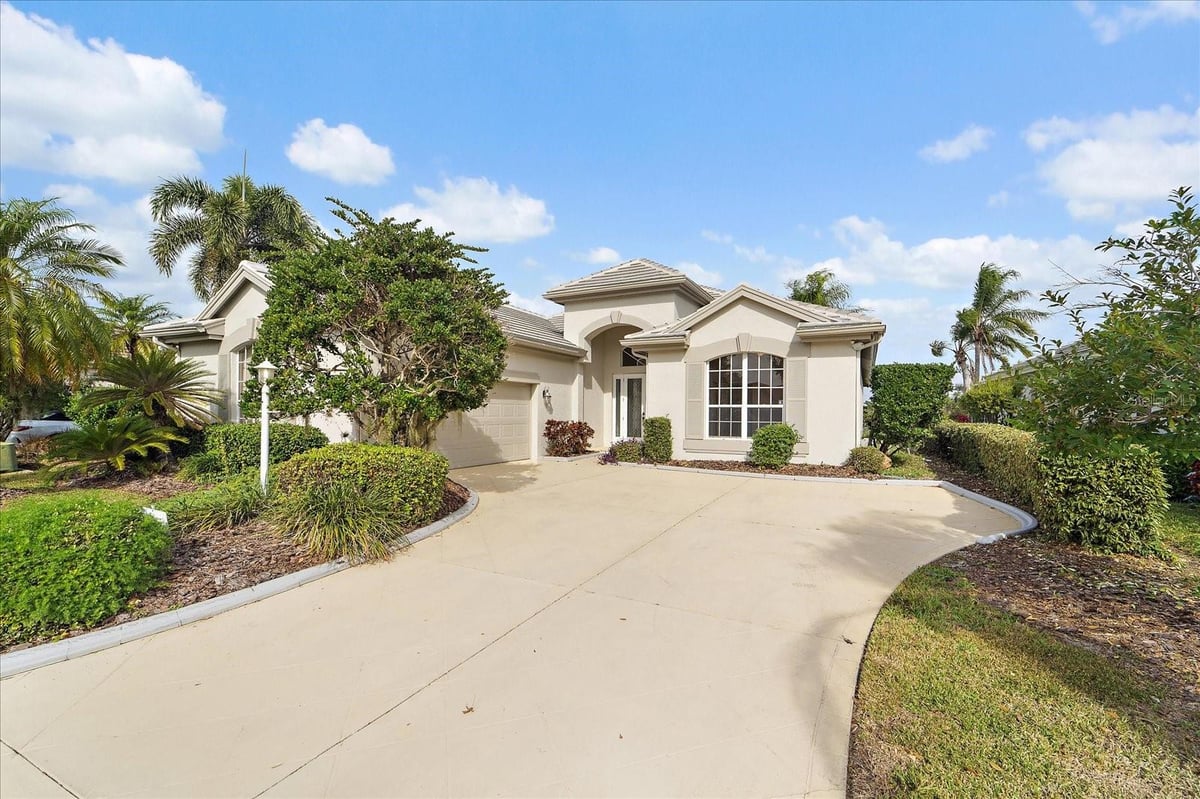 6585 WATERS EDGE WAY