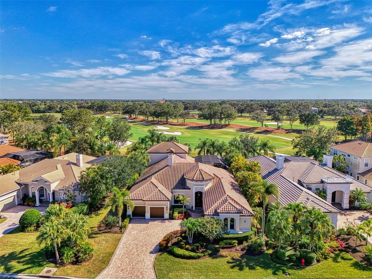 7427 GREYSTONE STREET, LAKEWOOD RANCH, FL 34202