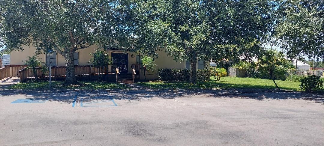 2290 E 92 HIGHWAY, PLANT CITY, FL 33563