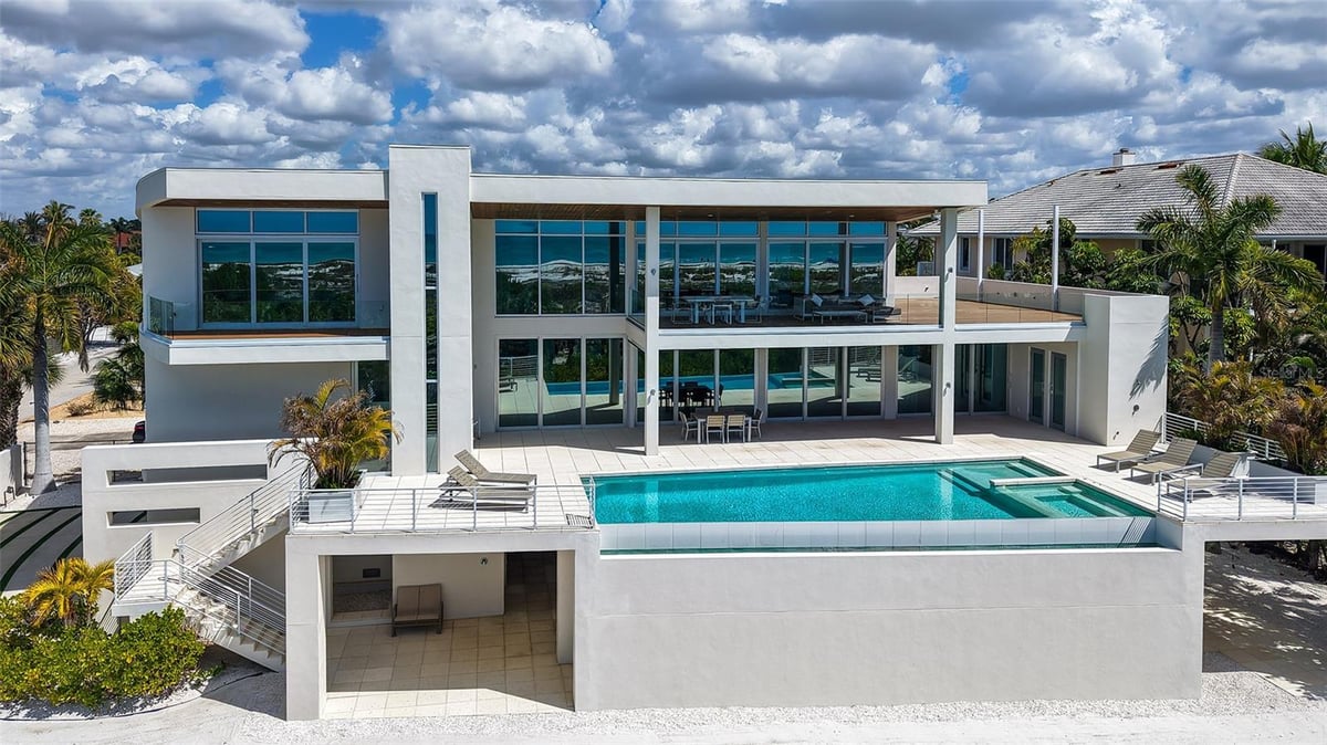 160 WHITTIER DRIVE
