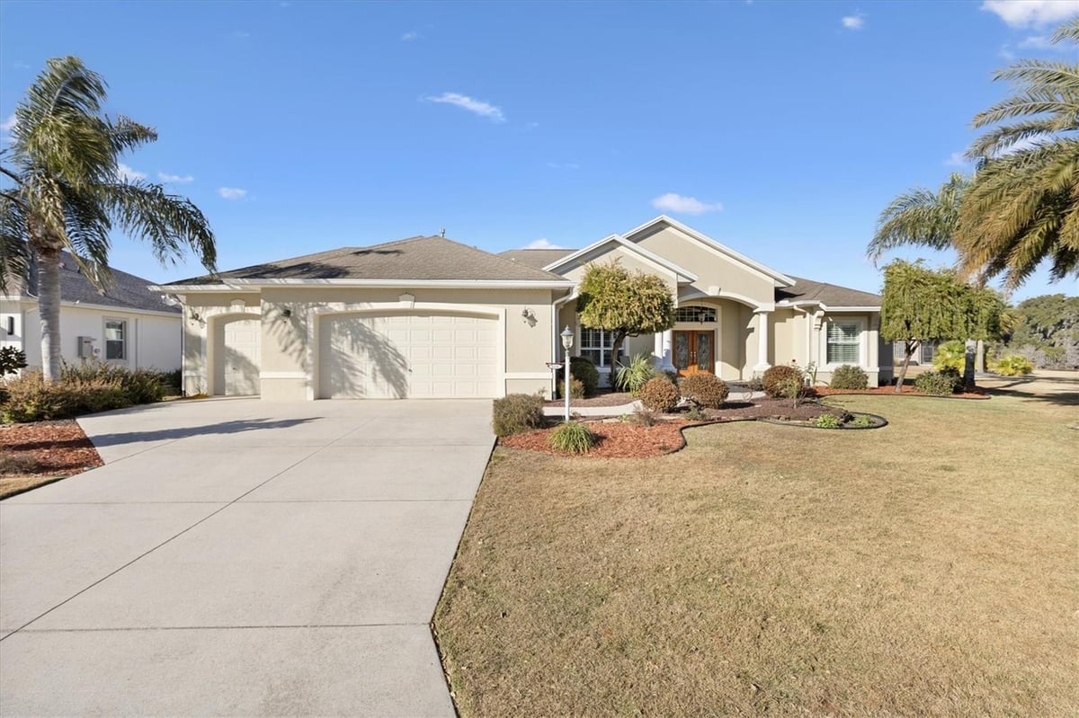 1116 RUSSELL LOOP, THE VILLAGES, FL 32162