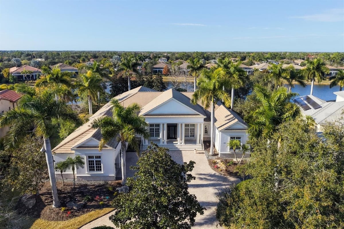 7921 WATERTON LANE, LAKEWOOD RANCH, FL 34202