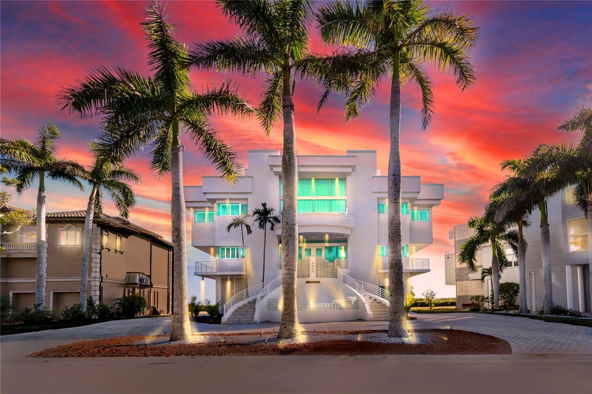 Community Featured Property