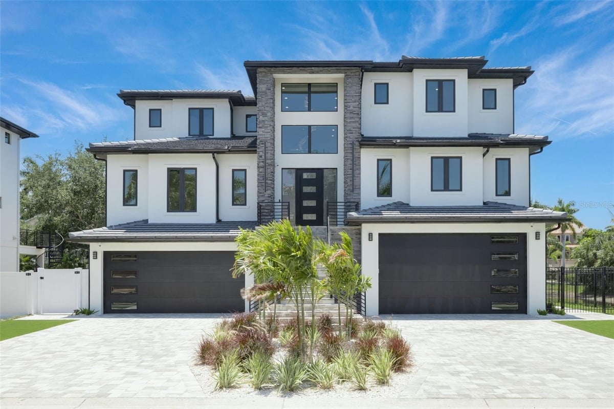 Community Featured Property