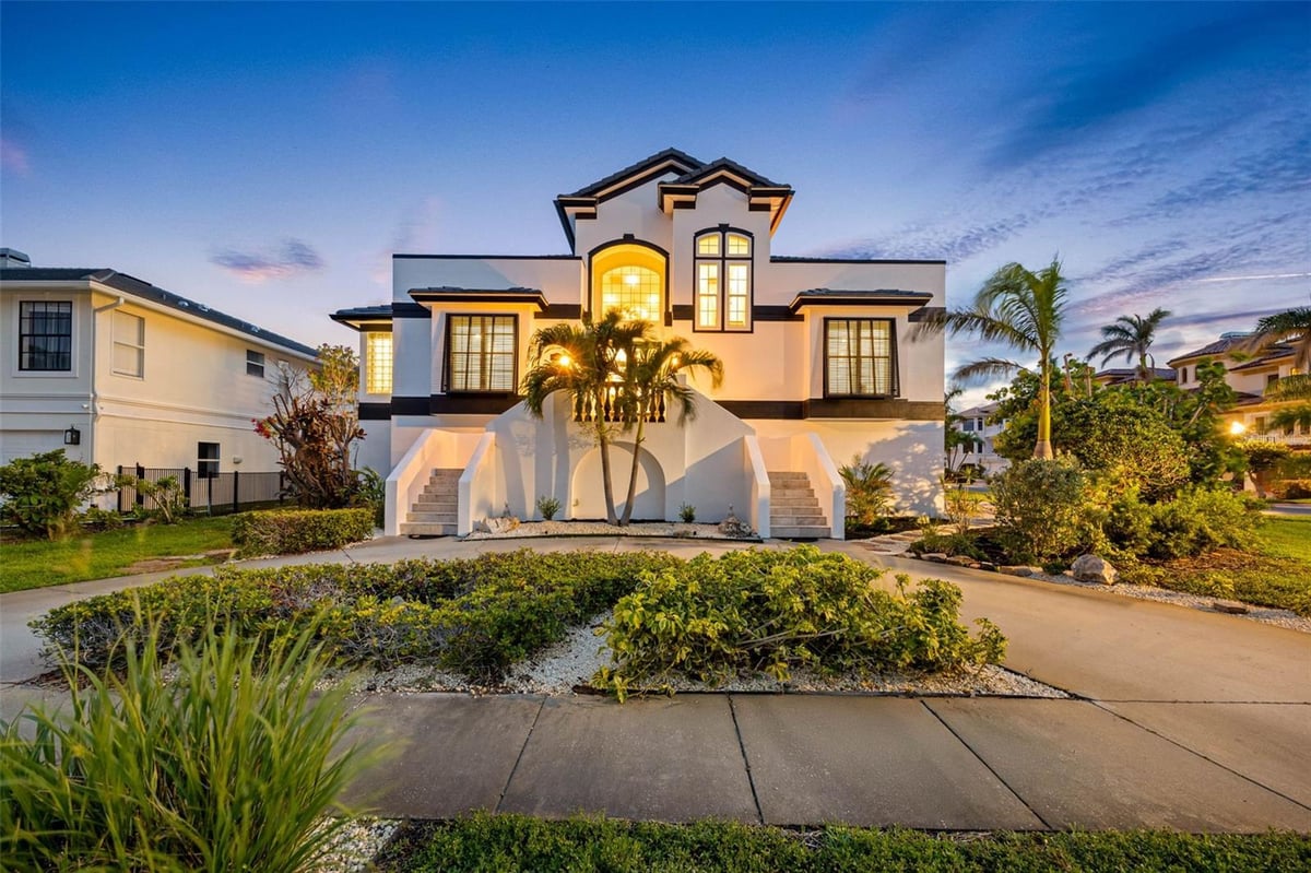 Community Featured Property