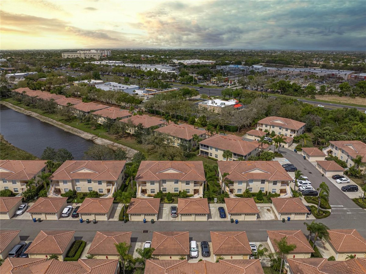 4433 CORSO VENETIA BOULEVARD #B18, VENICE, FL 34293