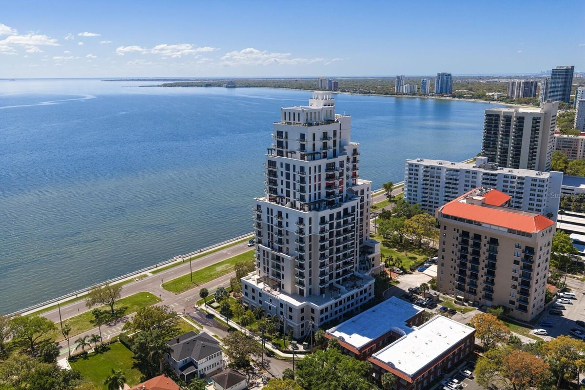 2103 BAYSHORE BOULEVARD #605