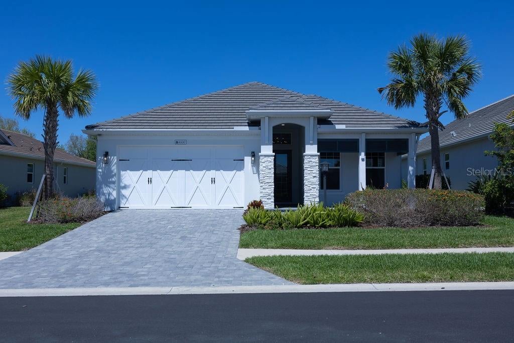 8100 SLIPWAY DRIVE