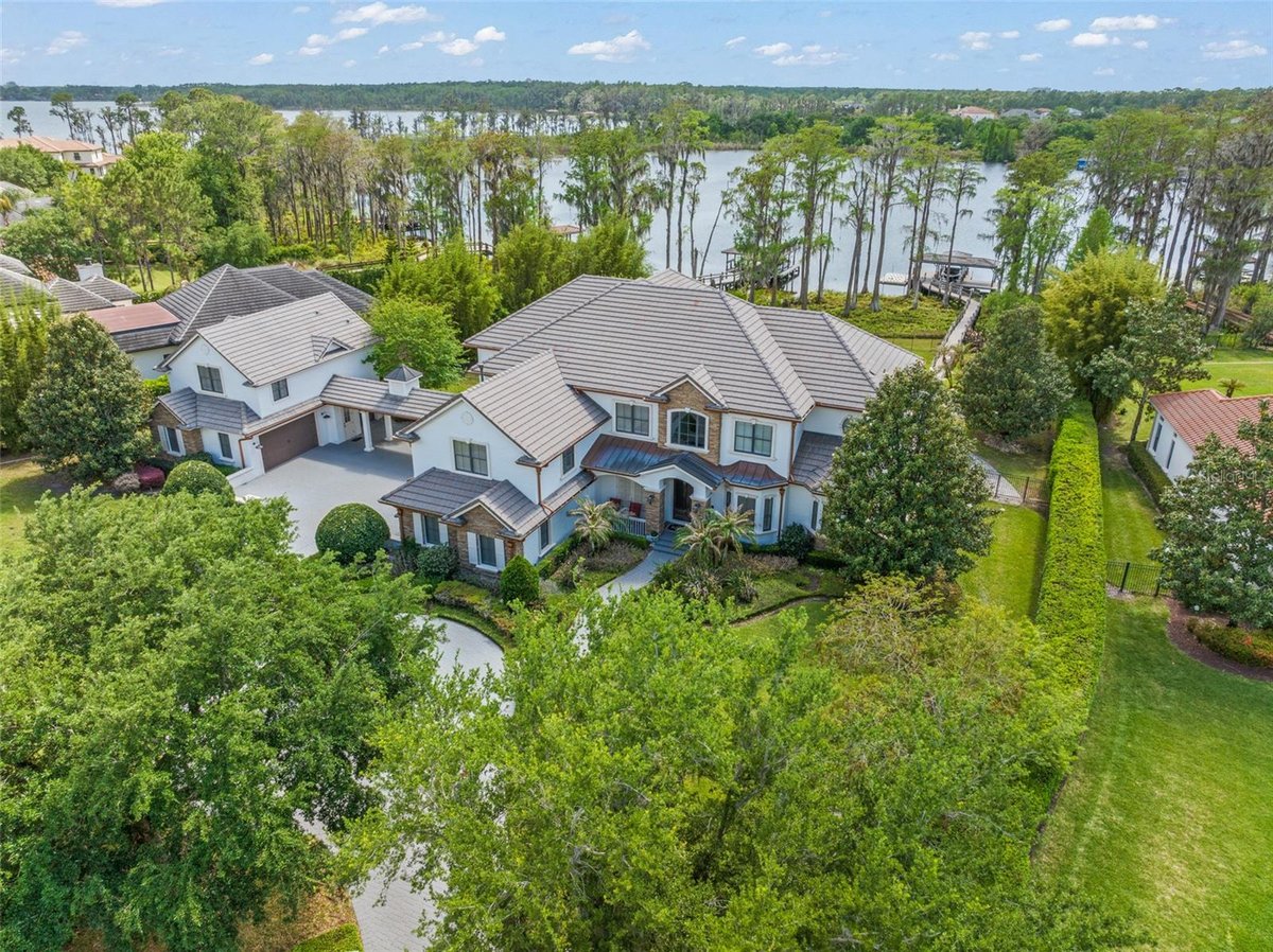 Exclusive Property Photo