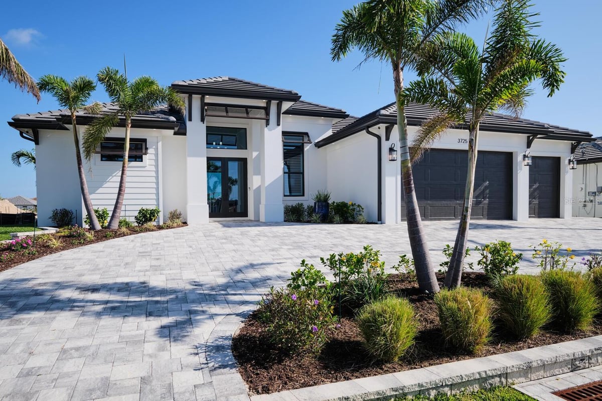 2203 SW 52ND STREET, CAPE CORAL, FL 33914