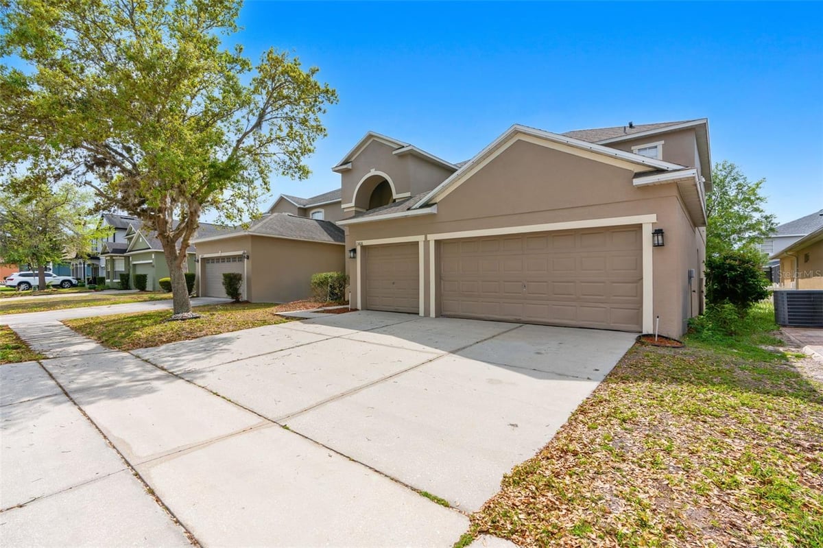 13616 HIDDEN FOREST CIRCLE, ORLANDO, FL 32828