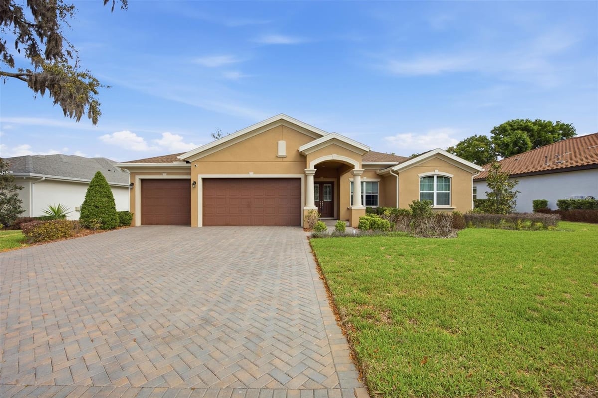 115 BROOKOVER LANE