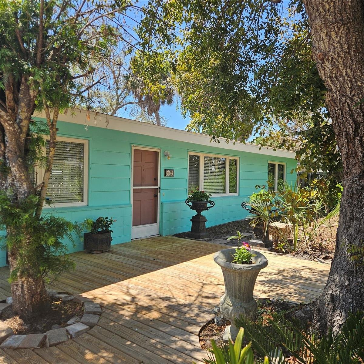 528 RALPH STREET, SIESTA KEY, FL 34242