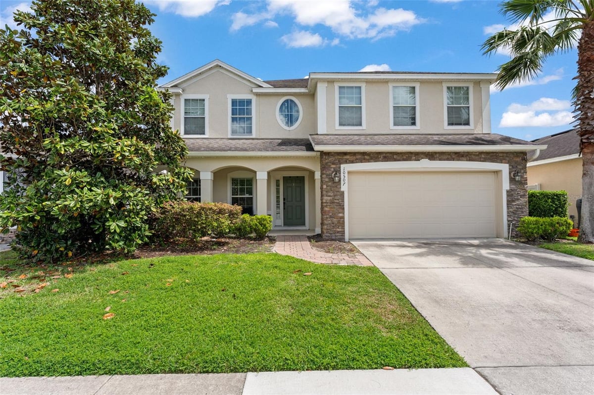 10507 CABBAGE TREE LOOP ORLANDO, 32825 FL 32825 — $300 | 3 Bed / 2 Bath | 32825 FL Home for Sale