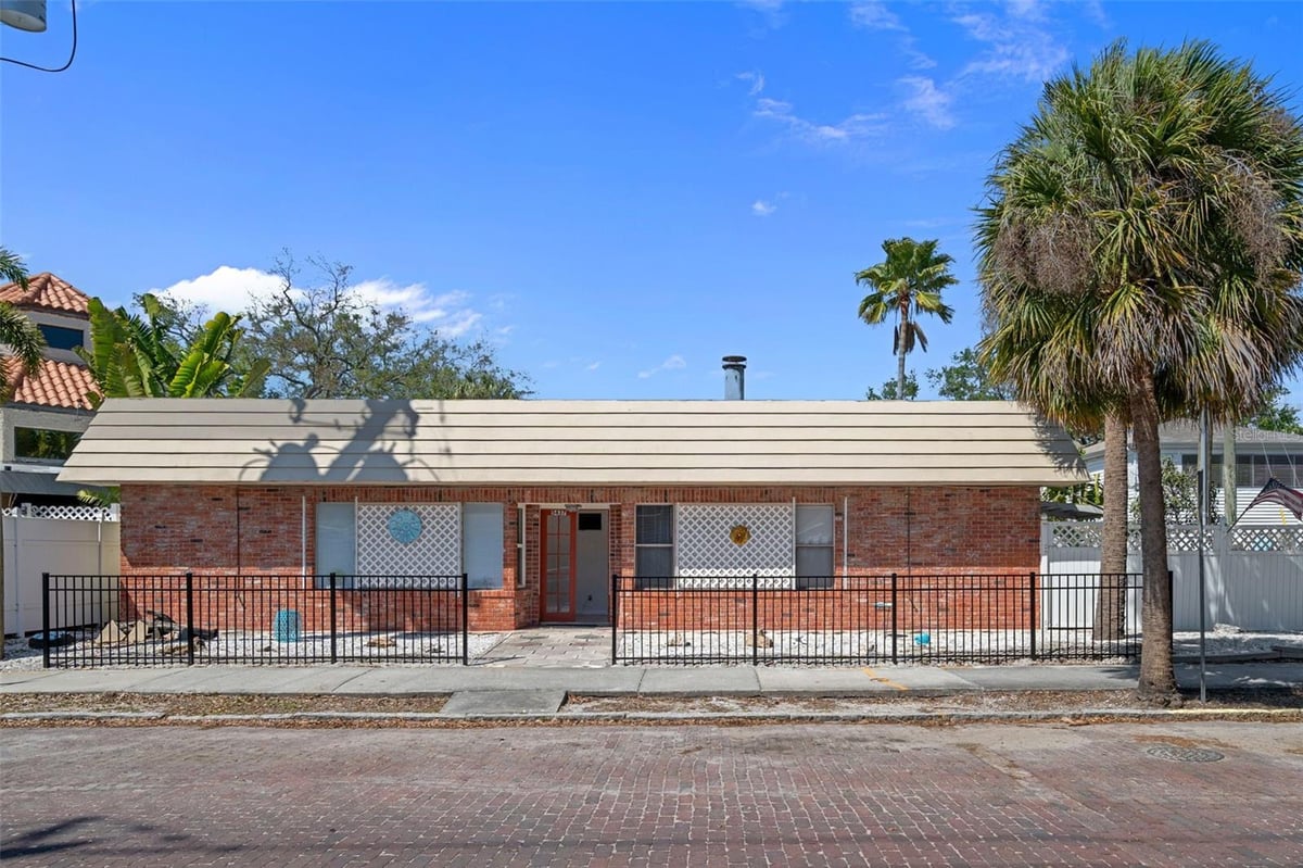Community Featured Property