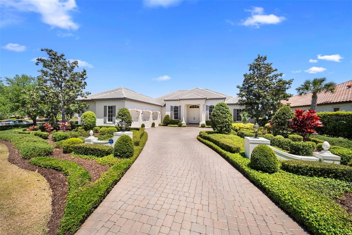 16204 DAYSAILOR TRAIL, LAKEWOOD RANCH, FL 34202