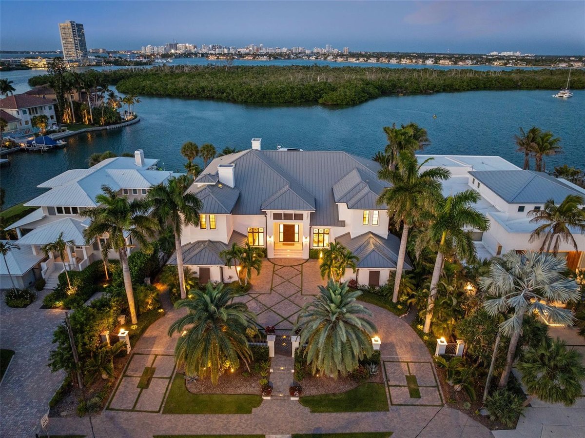 361 S BLVD OF THE PRESIDENTS
