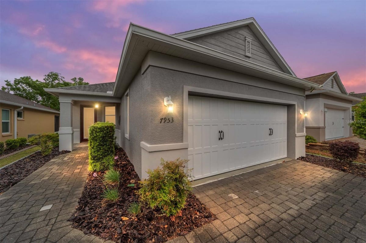 7953 SW 89TH LOOP