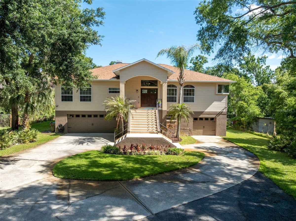 Community Featured Property