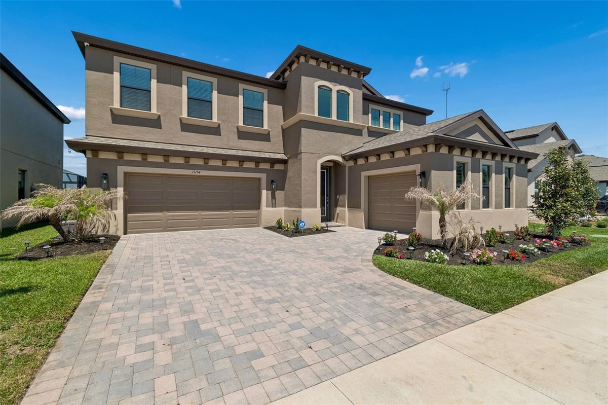 Community Featured Property