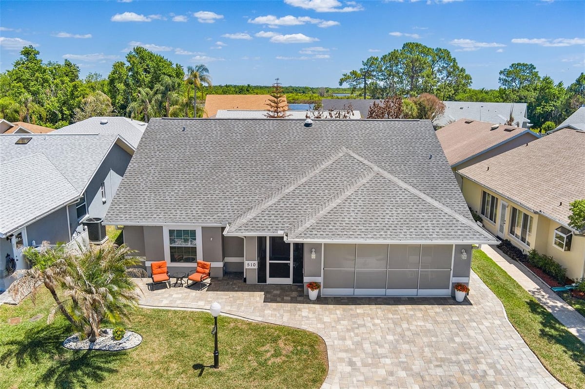 510 EASTLAKE DR