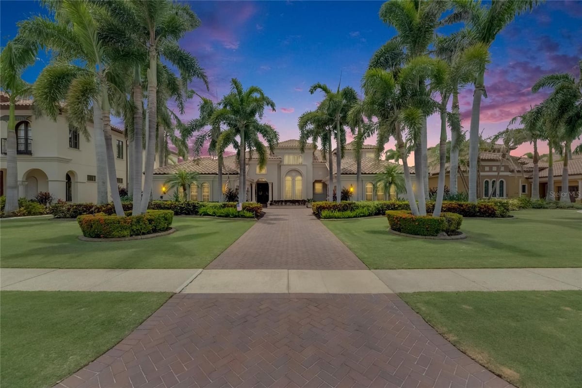 Community Featured Property