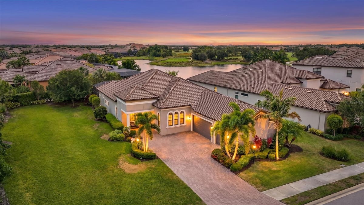 4828 BENITO COURT
