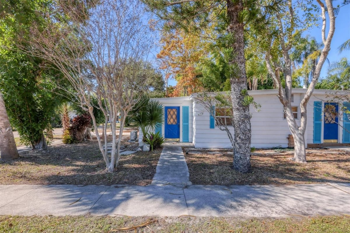 2551 WILKINSON ROAD, SARASOTA, FL 34231