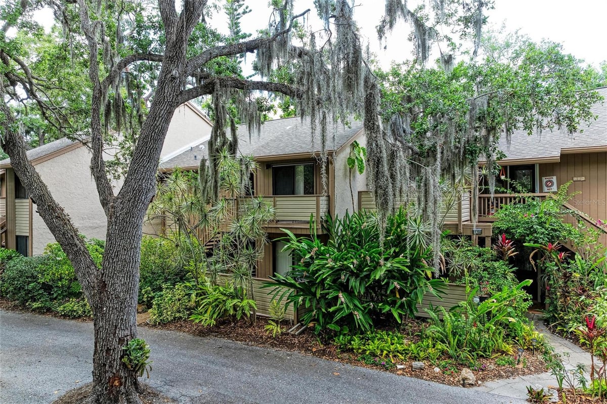 1709 CLOWER CREEK DRIVE #205, SARASOTA, FL 34231