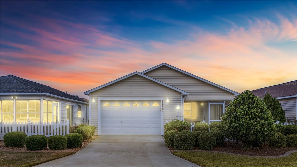 1806 QUEENSBURY TERRACE, THE VILLAGES, FL 32162