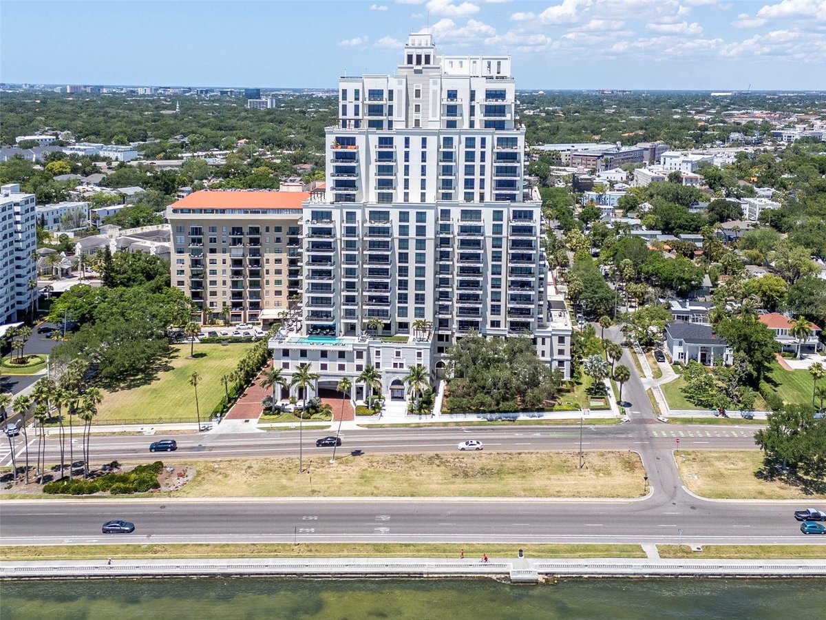 2103 BAYSHORE BOULEVARD #602