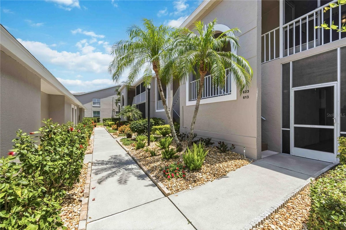 8951 VERANDA WAY #623, SARASOTA, FL 34238