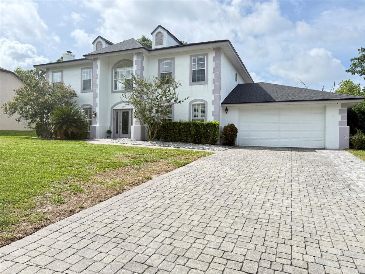 1349 VALLEY PINE CIRCLE