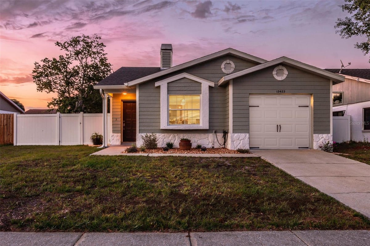 13423 LARAWAY DRIVE