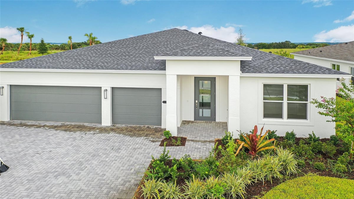 1613 BELLAGIO LOOP
