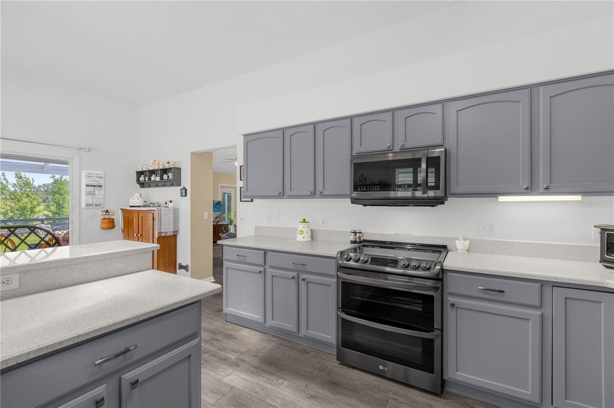 521 CARRERA DRIVE, THE VILLAGES, FL 32159 | Slideshow Image #12