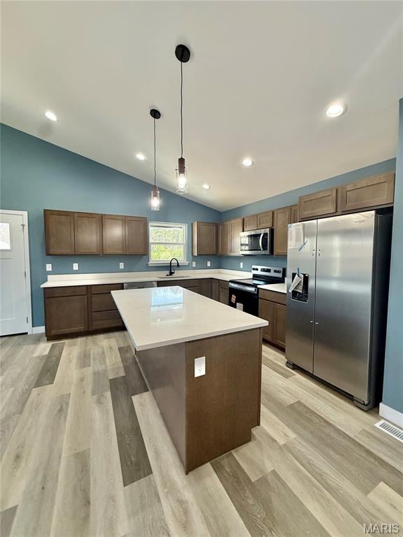 563 CALVEY HEIGHTS COURT, ROBERTSVILLE, MO 63072  Photo 10