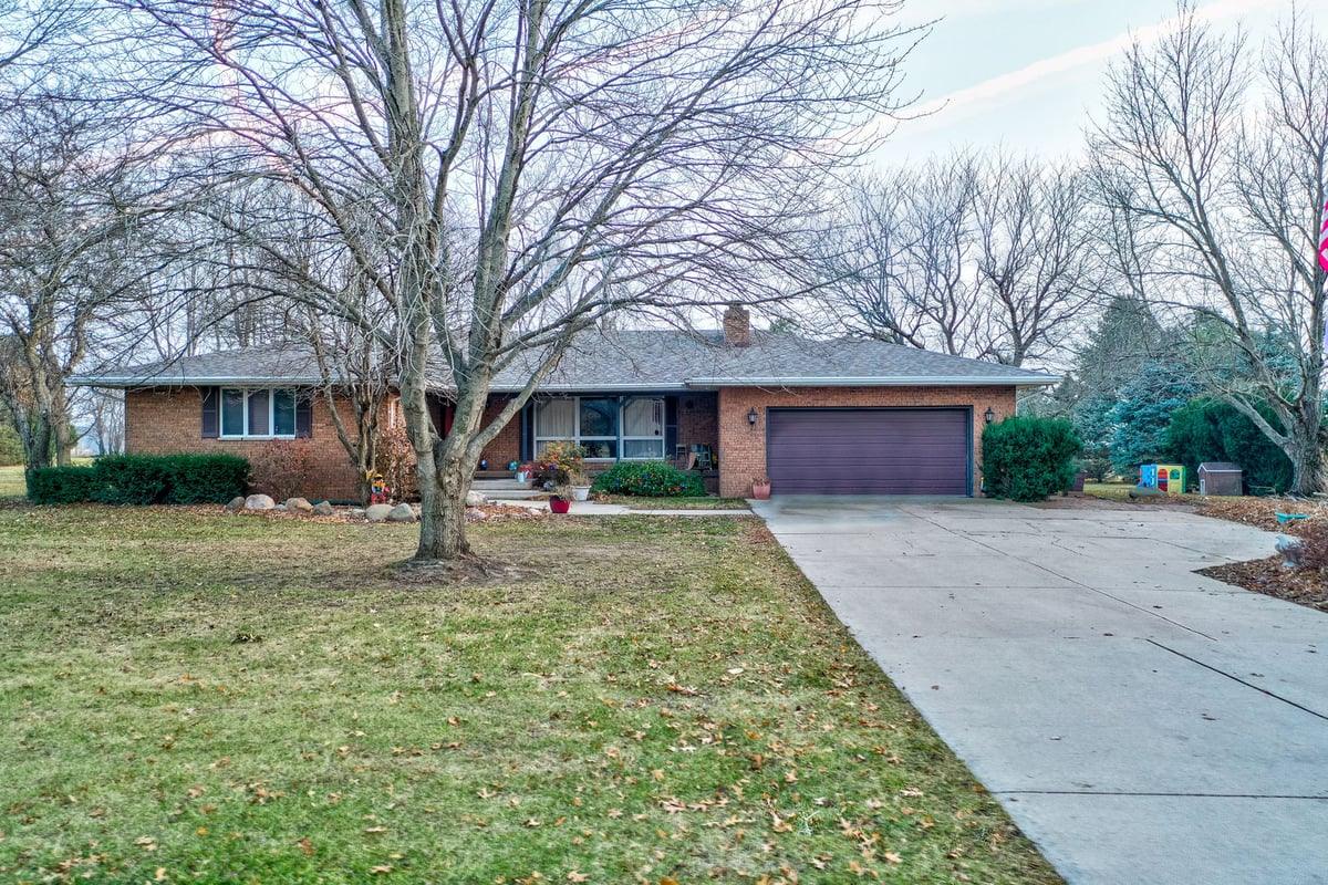 1356 E 1569TH ROAD, STREATOR, IL 61364 Chismarick Realty