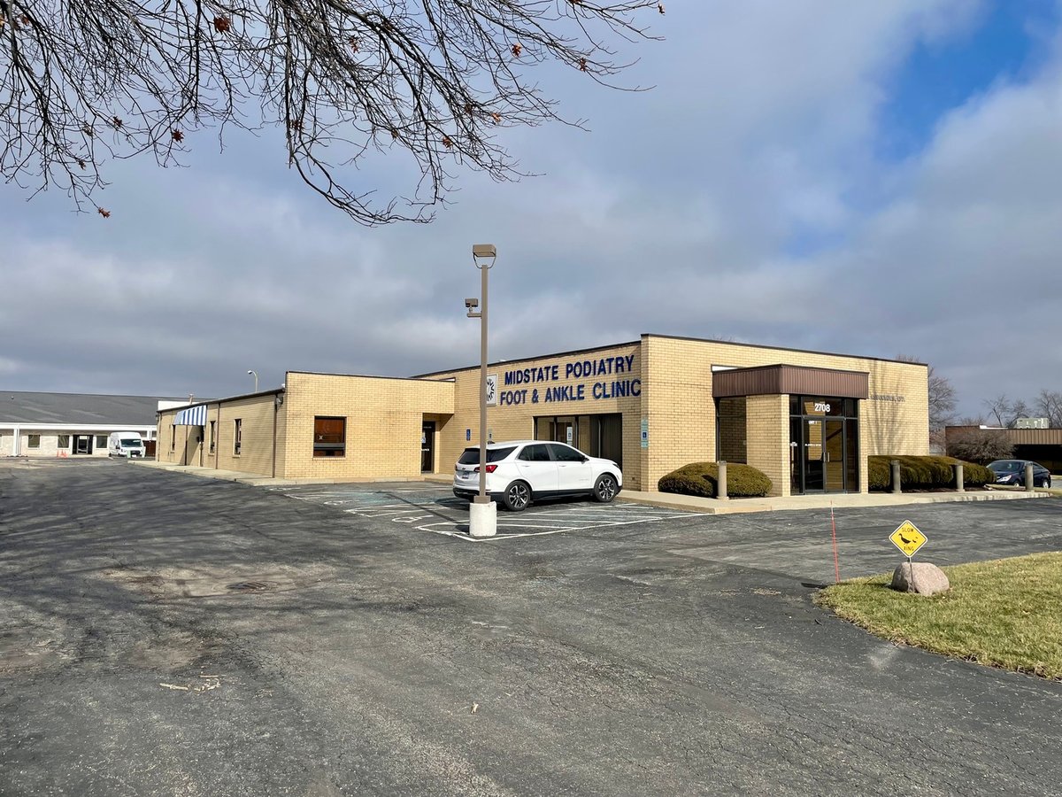 2708 Mcgraw Drive, Bloomington, IL 61704 Jon Fisher