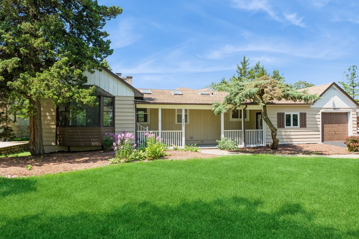 4526 LEE AVENUE, DOWNERS GROVE, IL 60515 Platinum Partners Realtors